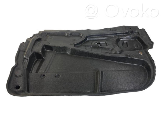 Cita veida priekšpusē durvju dekoratīvās apdares detaļa