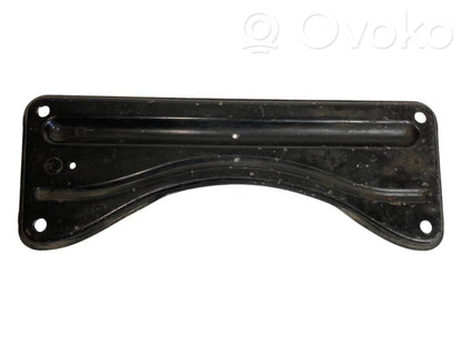 Izpūtēja turētājs