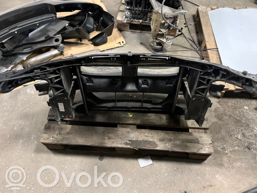 Держатель панели радиатора (телевизор)