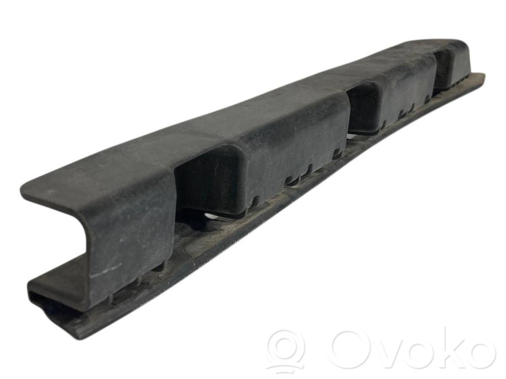 Aizmugurējā bufera montāžas kronšteins