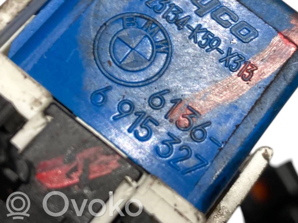 Dzinēja vadu instalācija