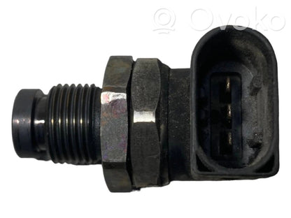 Манометр давления топлива