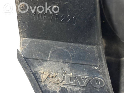 Aizmugurējais lukturis virsbūvē