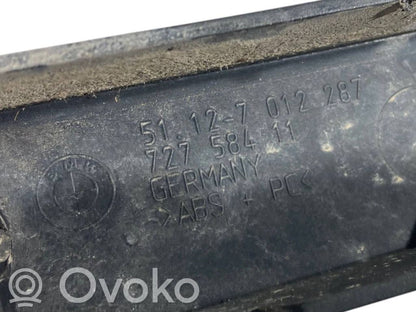 Dekoratīvās aizmugurē bampera ulikas