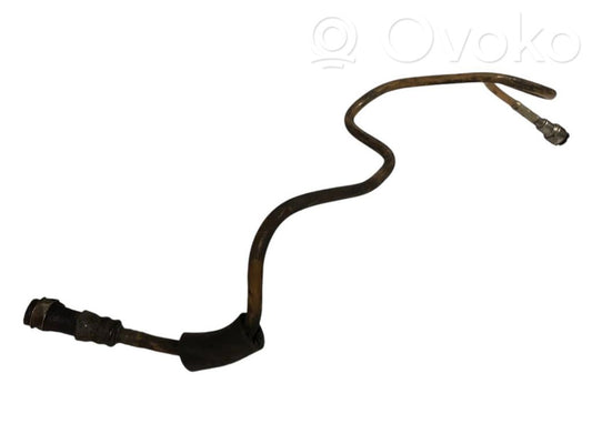 Degvielas caurulīte (-es)