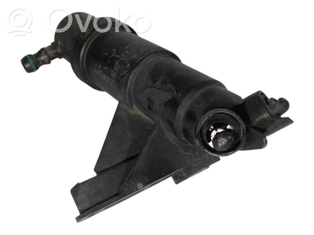 Lukturu mazgātāja sprausla (-as)