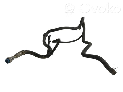 Degvielas caurulīte (-es)