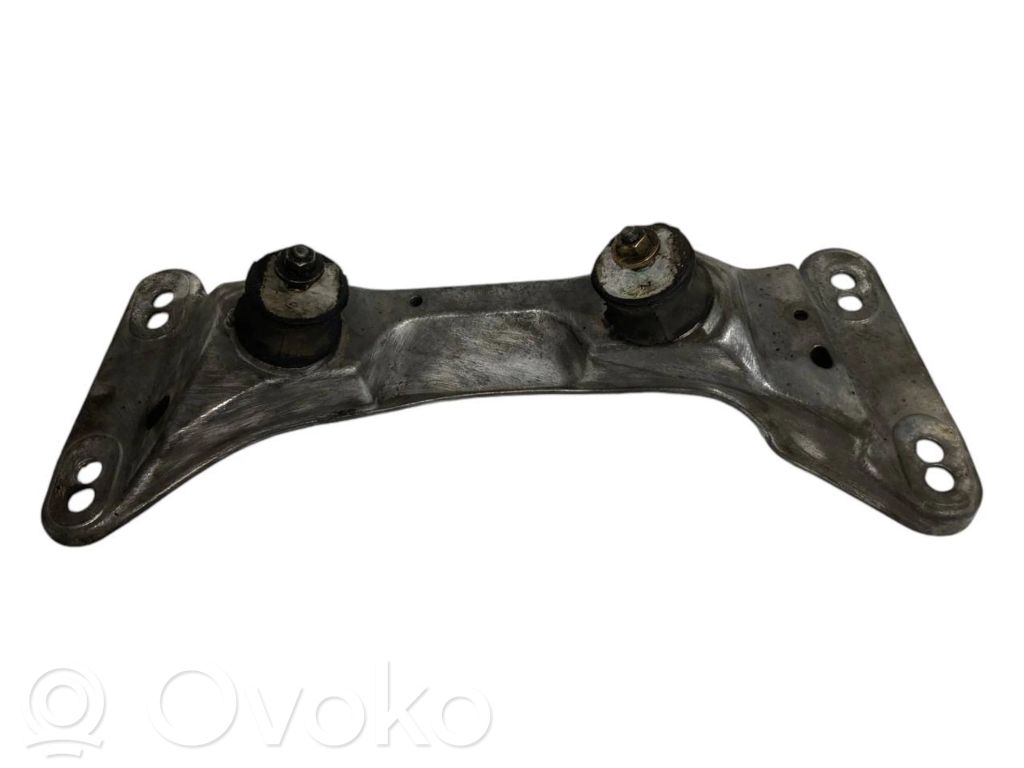 Transmission mounting bracket