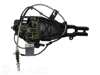 Aizmugurē turētājs / kronšteins ārējam atvēršanas rokturim