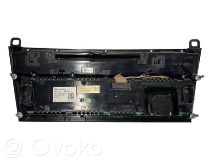 Air conditioning / climate control / interior heating control unit (in the passenger compartment)
