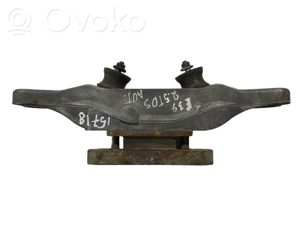 Pārnesumkārbas stiprinājuma kronšteins