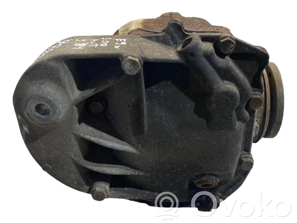 Aizmugurējais reduktors