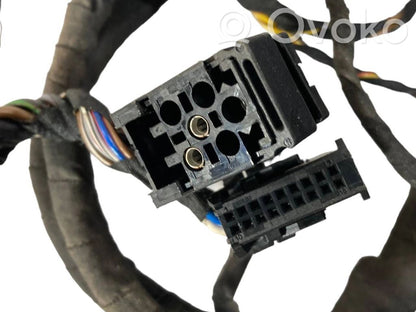 Priekšējo durvju vadu instalācija