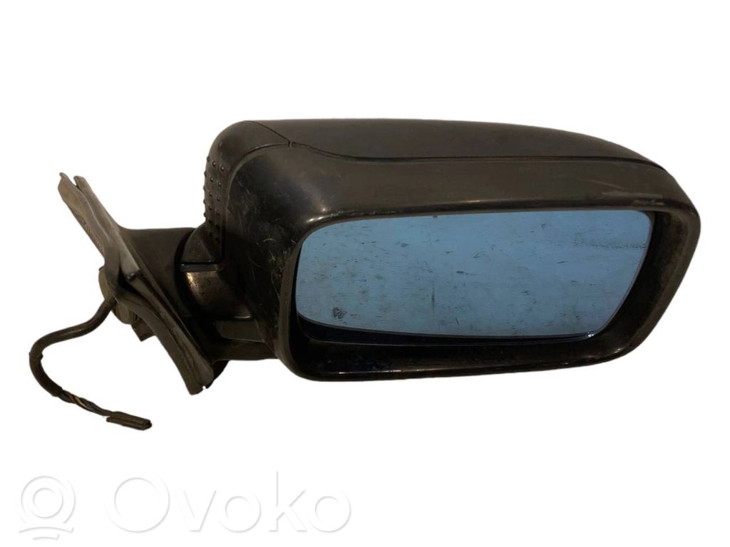 Mirror (electrically controlled)