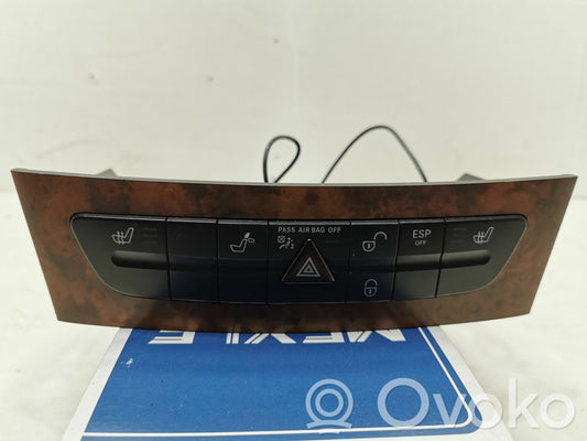 Sēdekļu apsildes slēdzis