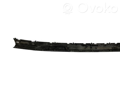 Dekoratīvās aizmugurē bampera ulikas