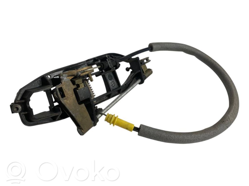 Holder/bracket for external opening handle at the front