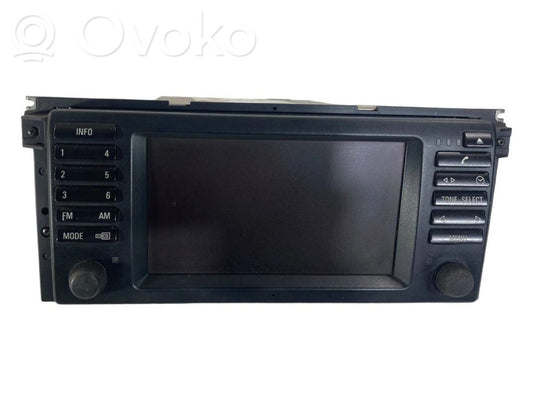 Radio / CD/DVD atskaņotājs / navigācija