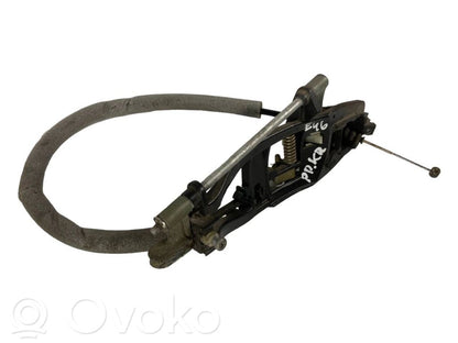 Держатель/кронштейн для внешней ручки открывания спереди