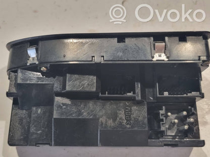 Power window switch