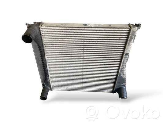 Starpdzesētāja radiators