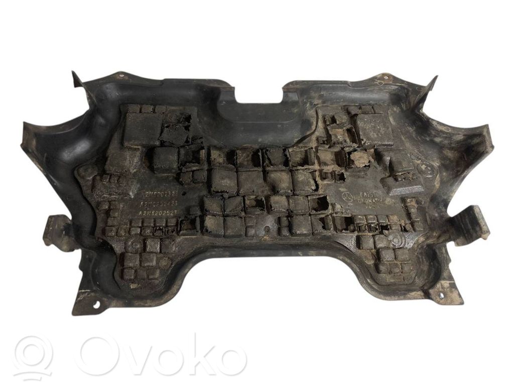 Dzinēja apakšas aizsargs