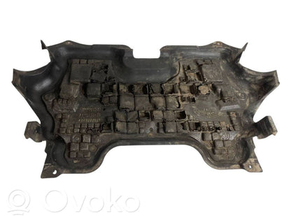 Dzinēja apakšas aizsargs