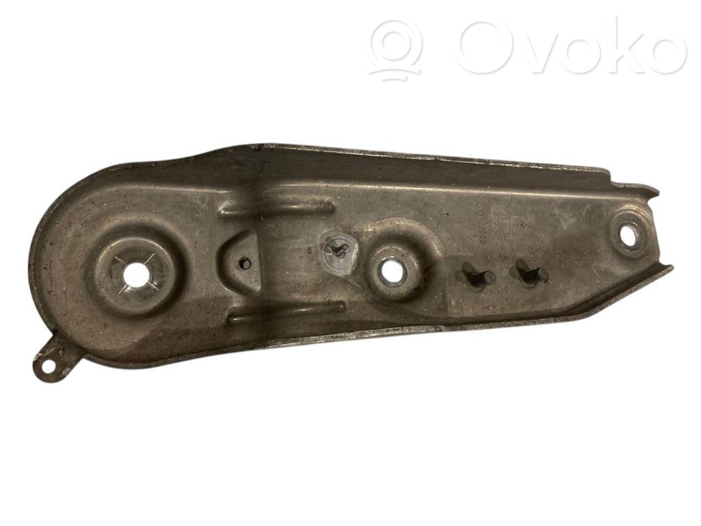 Cits aizmugures šasijas elements