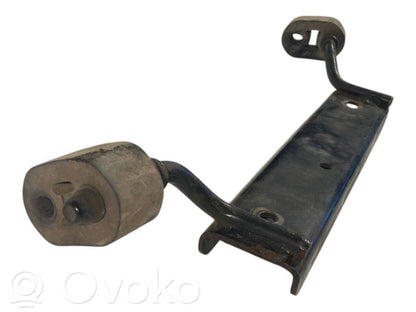 Держатель глушителя