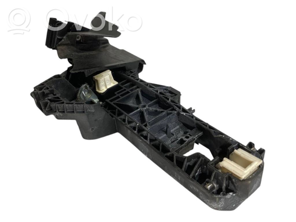Holder/bracket for external opening handle at the back