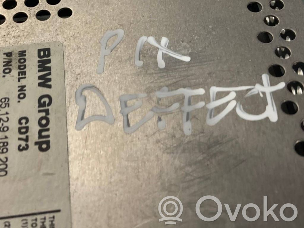 Radio / CD/DVD atskaņotājs / navigācija