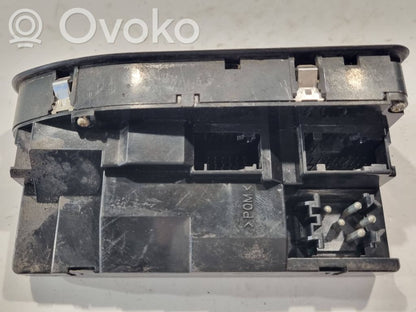 Logu pacēlāju vadības slēdzis (-dži)