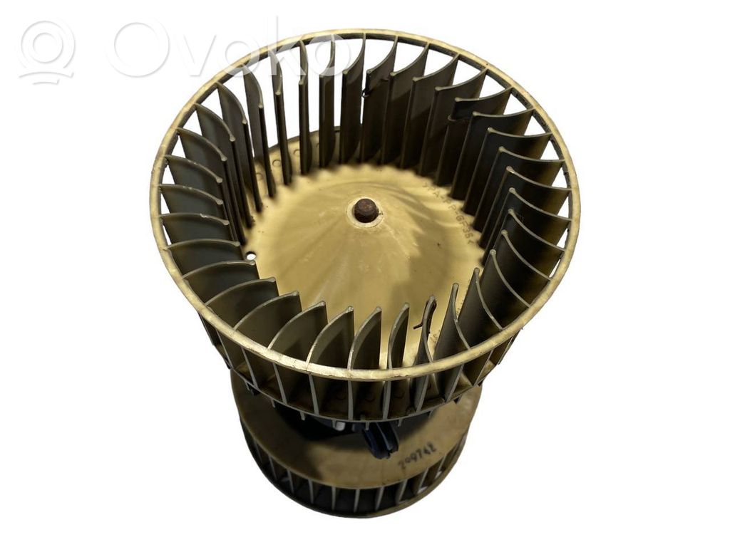 Mazā radiatora ventilators