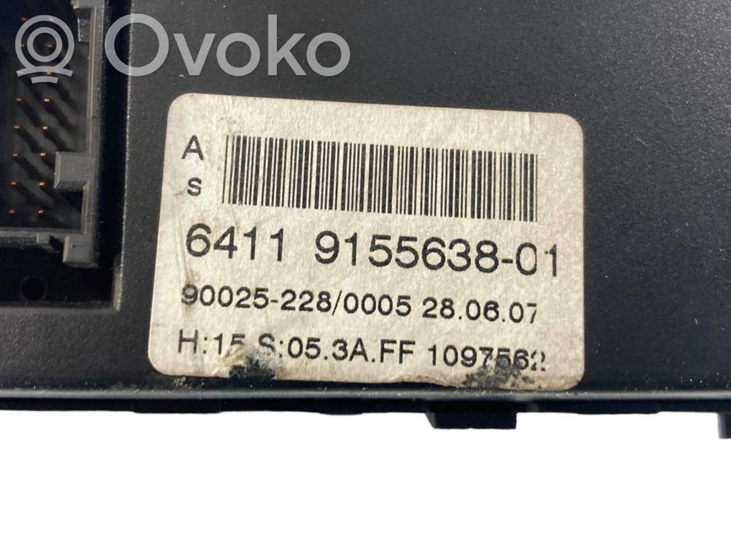Air conditioning / climate control / interior heating control unit (in the passenger compartment)