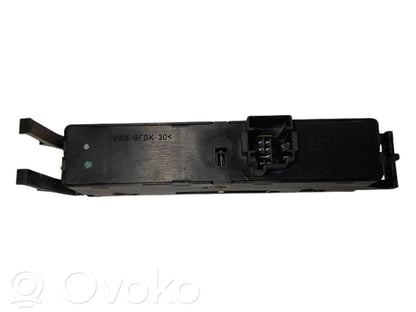 Power window switch