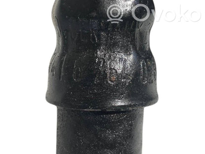 Stūres pastiprinātāja šļūtene (-es) / caurulīte (-es)