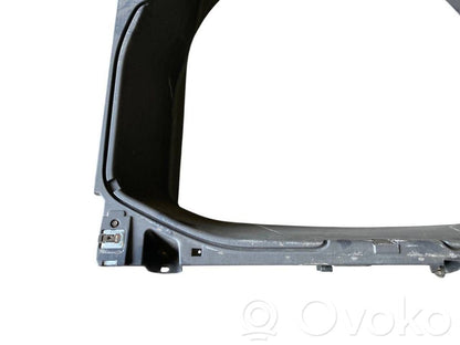 Bagāžnieka sānu apakšējās apdares panelis