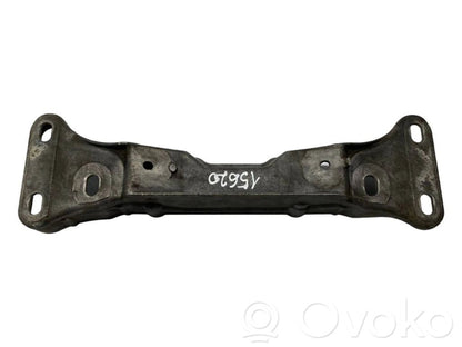Transmission mounting bracket