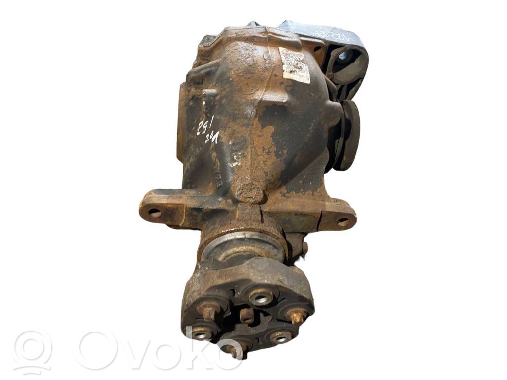 Aizmugurējais reduktors