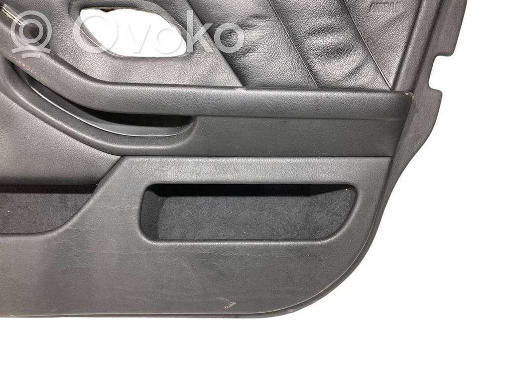 Priekšējo durvju apdare