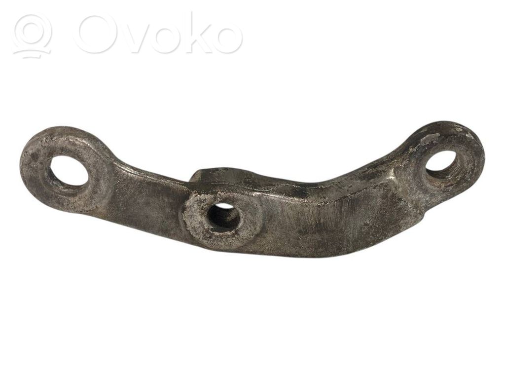 Stabilizatora stiprinājums (priekšā)