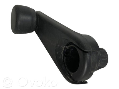 Loga atvēršanas rokturis