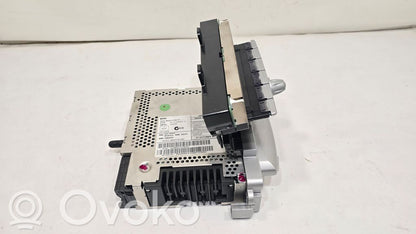 Radio / CD/DVD atskaņotājs / navigācija