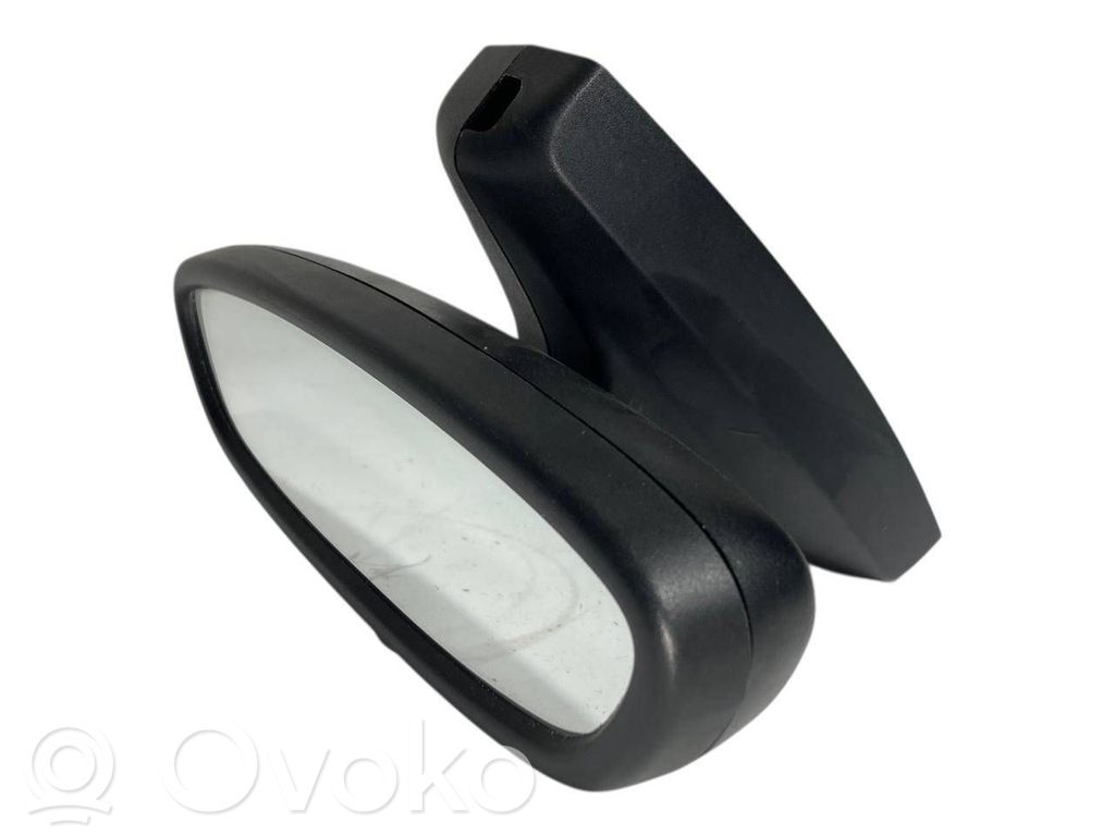 Atpakaļskata spogulis (salonā)