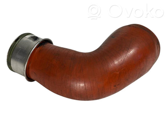 Interkūlera šļūtene (-es) / caurule (-es)