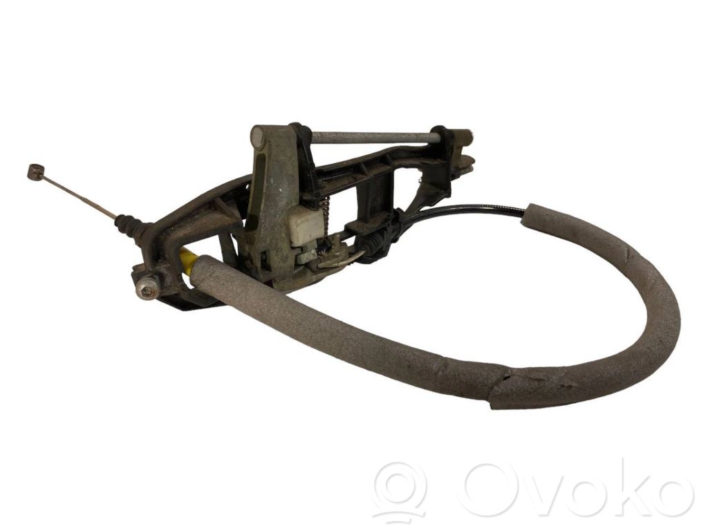 Holder/bracket for external opening handle at the front