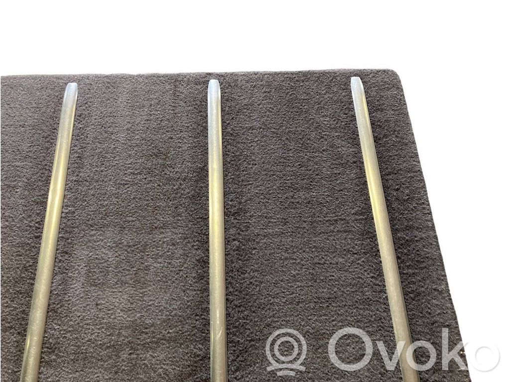 Bagāžnieka paklājiņš