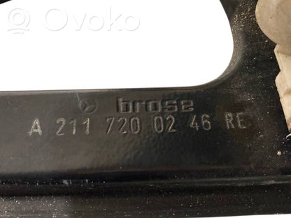 Priekšpusē elektriskā loga pacelšanas mehānisma komplekts