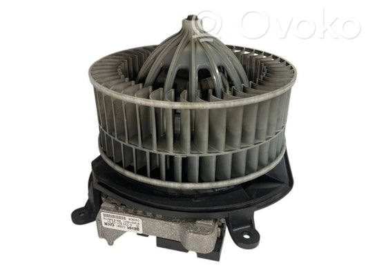 Small radiator fan
