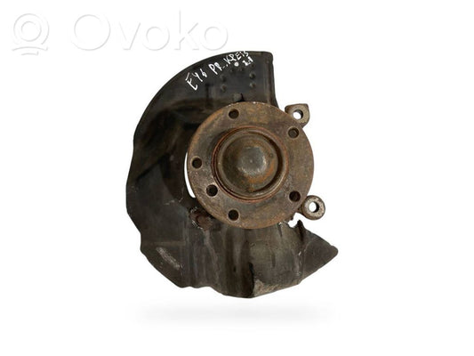 Priekšējā riteņa rumbas vārpstas šarnīrs (stupica, capfa)